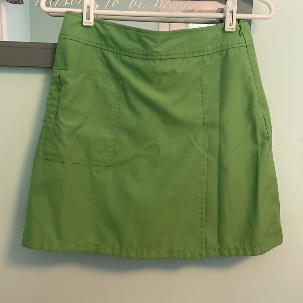 Izod x-tra dry skort size 4 golf tennis pickleball